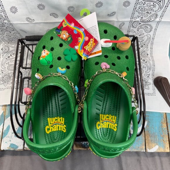NEW Crocs Lucky Charms Green Men\'s Size 10 Clog with Rainbow & Charm Accents